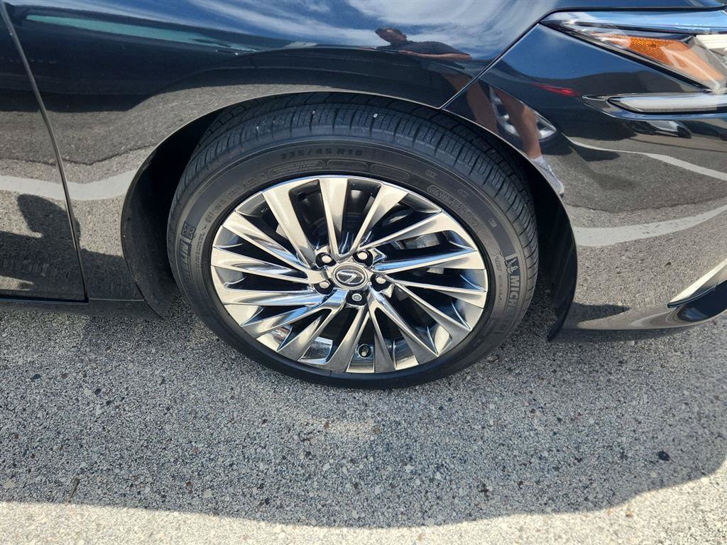 lexus es hybrid 2024 58AFA1C17RU046176 image lexus es hybrid 2024 58AFA1C17RU046176 image